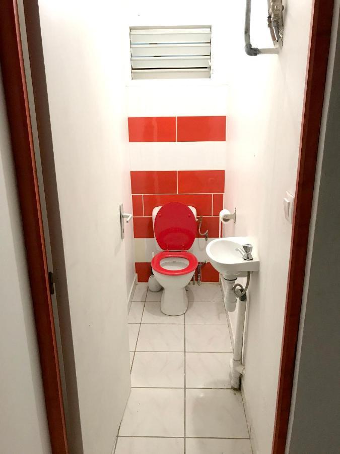 Maison D'une Avec Jardin Clos Et Wifi A Le Gosier *